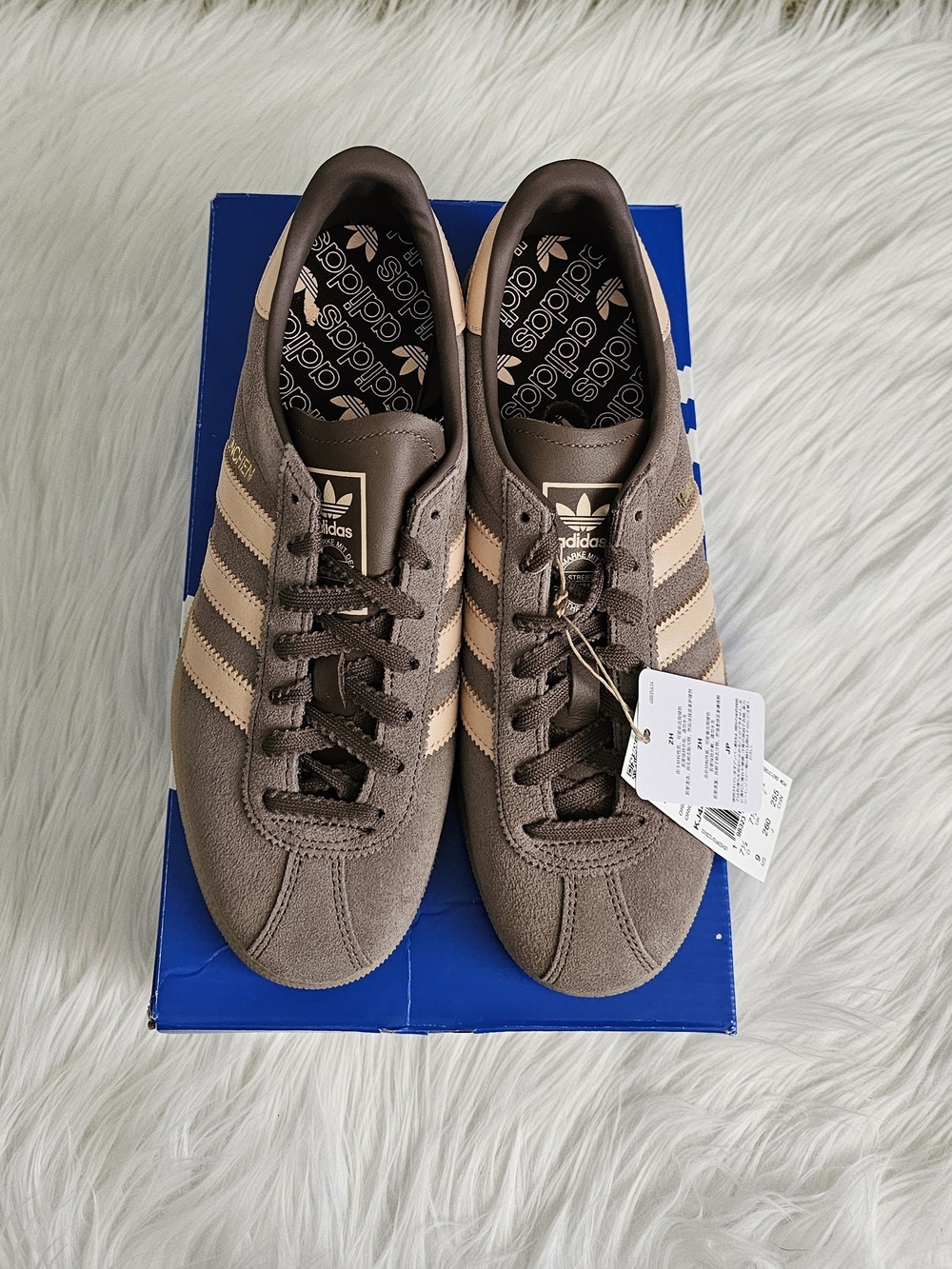 Adidas Munchen sneakers in Earth Strata Halo Blush Gum - Picture 2 of 4